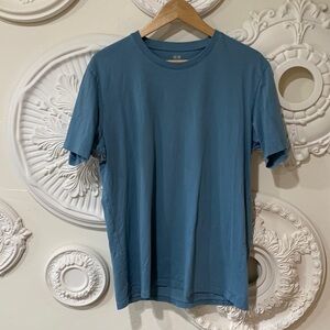 Blue tshirt